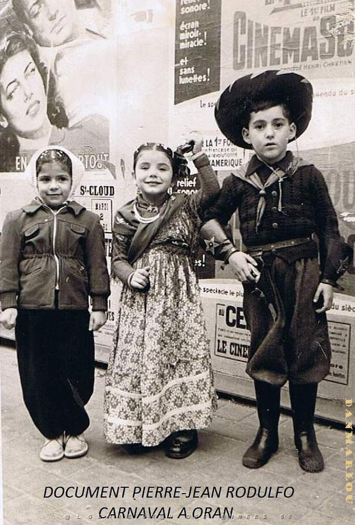1953 Environ Carnaval a ORAN.JPG